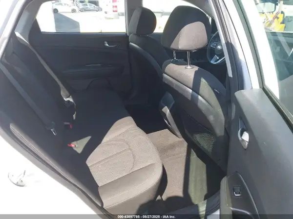 5XXGT4L39KG275290 2019 KIA OPTIMA - Image 8