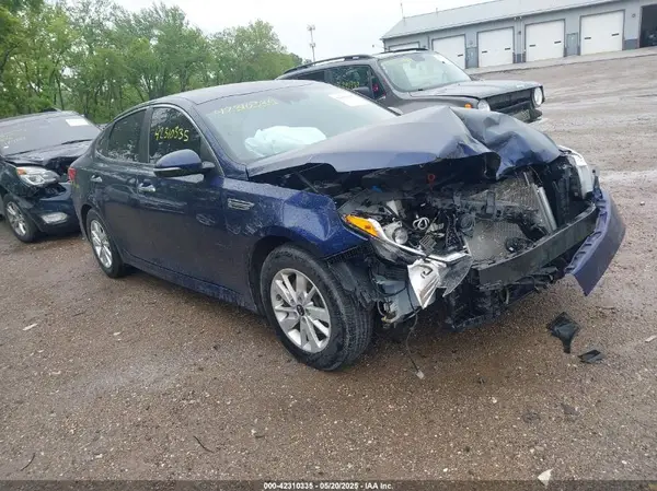 5XXGT4L39KG275693 2019 KIA OPTIMA - Image 1