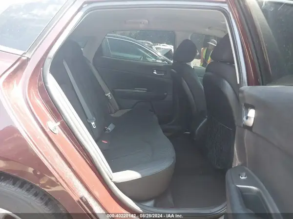 5XXGT4L39KG277217 2019 KIA OPTIMA - Image 8