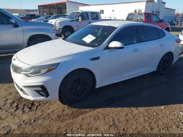 5XXGT4L39KG280991 2019 KIA OPTIMA - Image 2