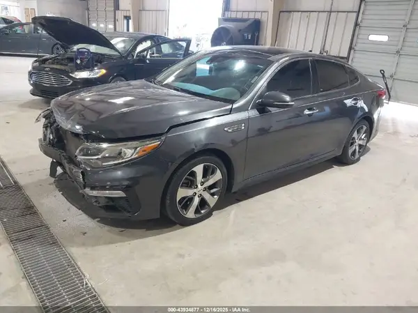 5XXGT4L39KG284278 2019 KIA OPTIMA - Image 2