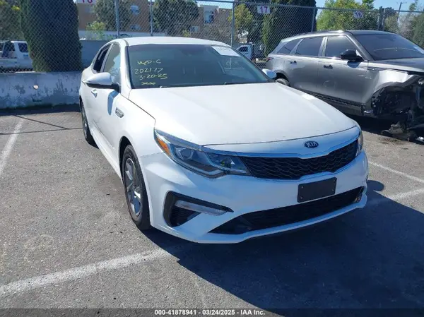 5XXGT4L39KG284345 2019 KIA OPTIMA - Image 1