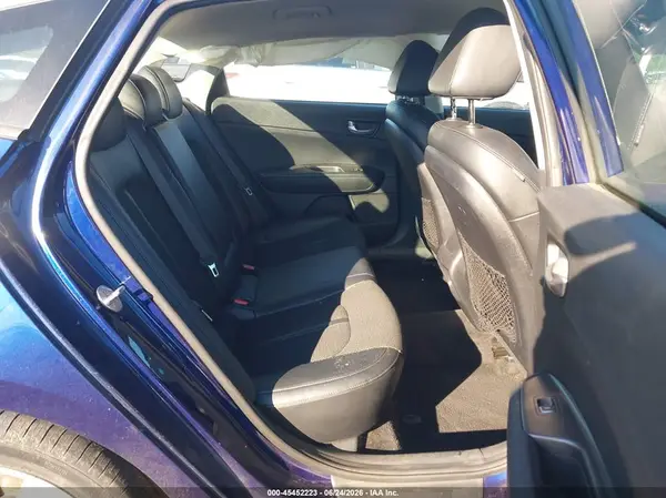 5XXGT4L39KG285639 2019 KIA OPTIMA - Image 8