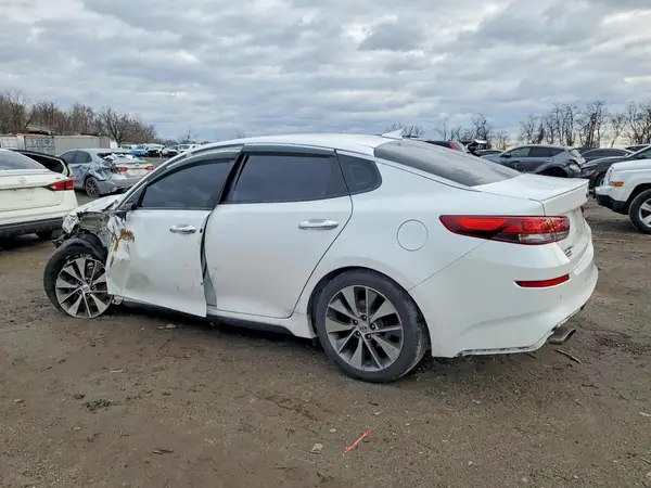 5XXGT4L39KG286645 2019 KIA OPTIMA - Image 2