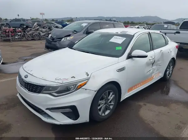 5XXGT4L39KG290789 2019 KIA OPTIMA - Image 2