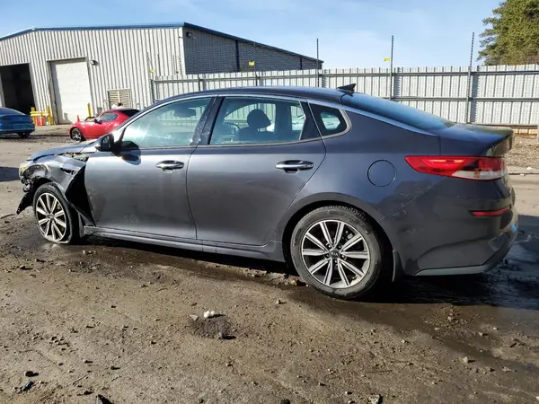 5XXGT4L39KG295569 2019 KIA OPTIMA - Image 2