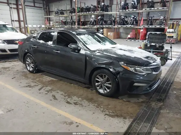 5XXGT4L39KG295779 2019 KIA OPTIMA - Image 1