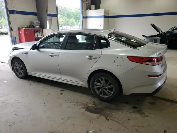 5XXGT4L39KG296057 2019 KIA OPTIMA - Image 2