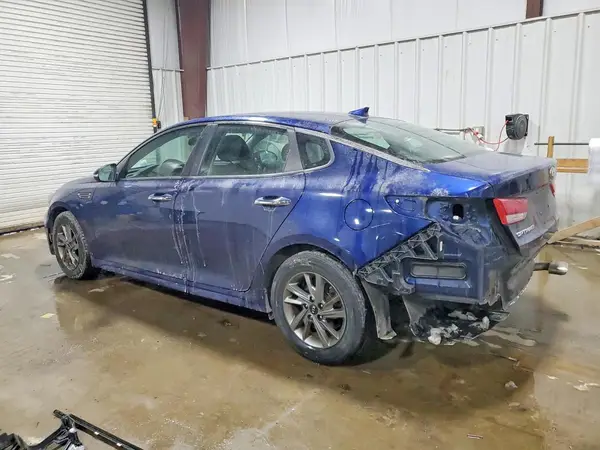 5XXGT4L39KG303704 2019 KIA OPTIMA - Image 2