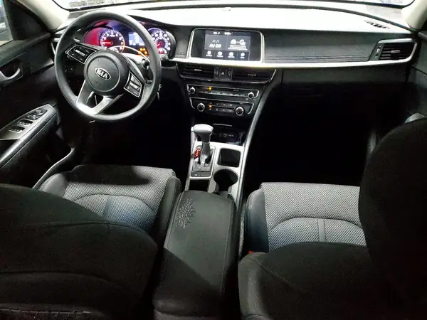 5XXGT4L39KG303704 2019 KIA OPTIMA - Image 8