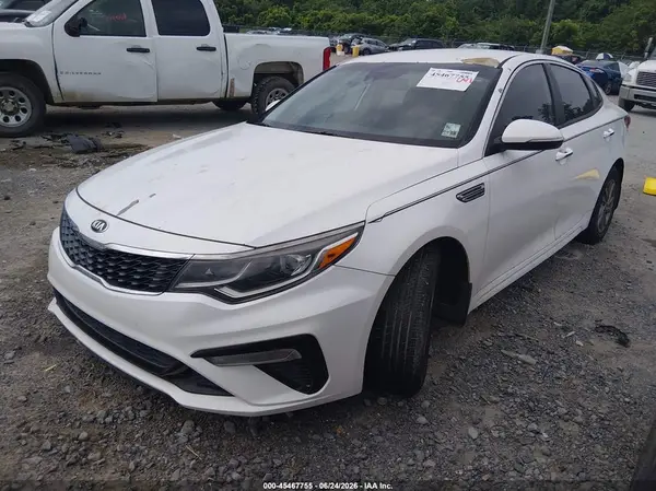 5XXGT4L39KG305856 2019 KIA OPTIMA - Image 2