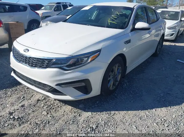 5XXGT4L39KG306327 2019 KIA OPTIMA - Image 2