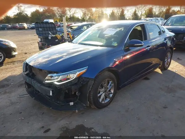5XXGT4L39KG308367 2019 KIA OPTIMA - Image 2
