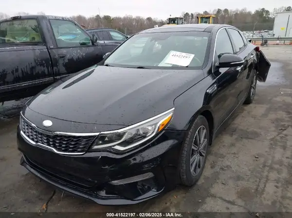 5XXGT4L39KG310782 2019 KIA OPTIMA - Image 2
