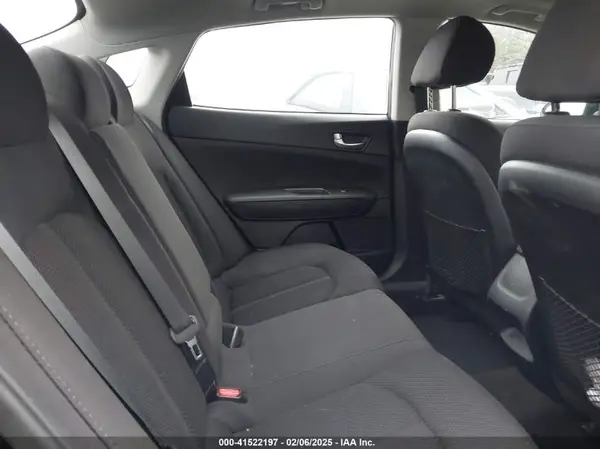 5XXGT4L39KG310782 2019 KIA OPTIMA - Image 8