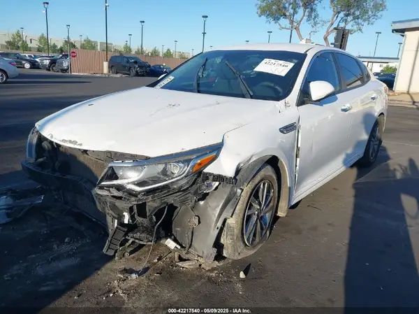 5XXGT4L39KG311785 2019 KIA OPTIMA - Image 2