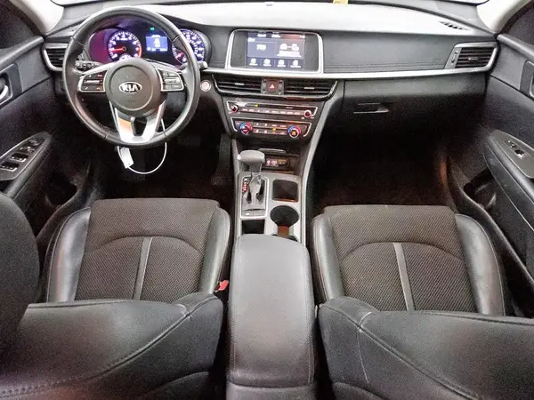 5XXGT4L39KG315092 2019 KIA OPTIMA - Image 8