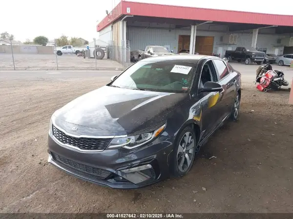 5XXGT4L39KG317828 2019 KIA OPTIMA - Image 2