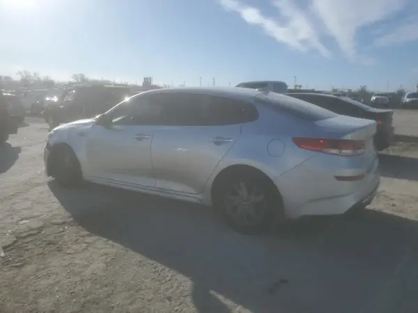 5XXGT4L39KG321233 2019 KIA OPTIMA - Image 2