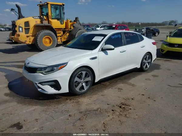 5XXGT4L39KG322754 2019 KIA OPTIMA - Image 2