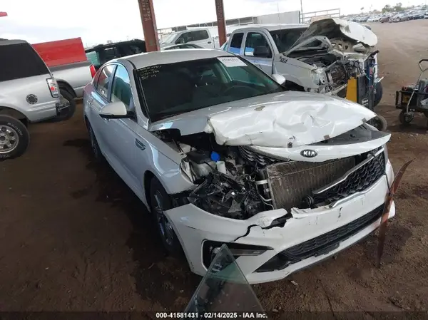 5XXGT4L39KG325279 2019 KIA OPTIMA - Image 1