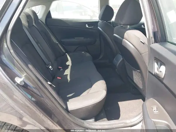 5XXGT4L39KG325914 2019 KIA OPTIMA - Image 8