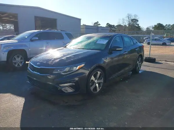 5XXGT4L39KG325931 2019 KIA OPTIMA - Image 2