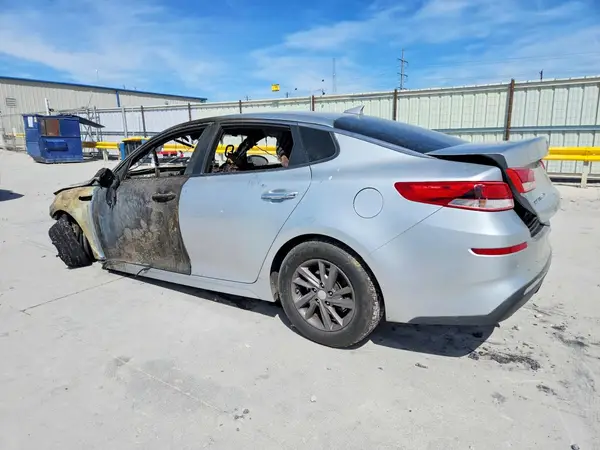 5XXGT4L39KG326027 2019 KIA OPTIMA - Image 2