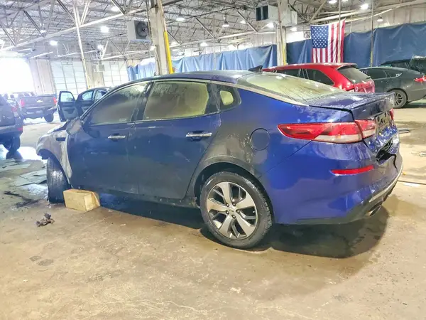 5XXGT4L39KG328036 2019 KIA OPTIMA - Image 2