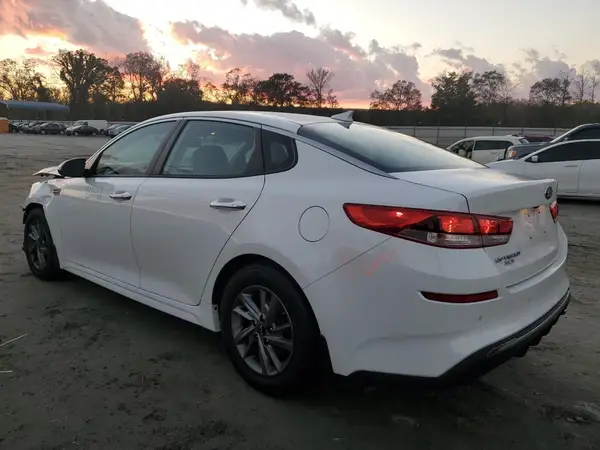 5XXGT4L39KG329980 2019 KIA OPTIMA - Image 2