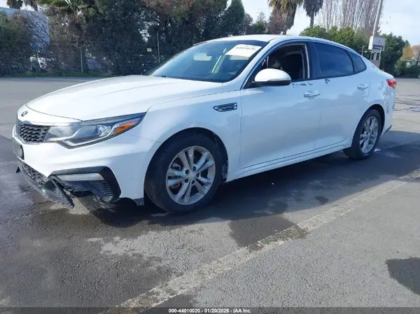 5XXGT4L39KG332605 2019 KIA OPTIMA - Image 2