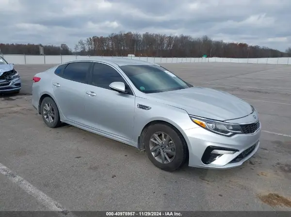 5XXGT4L39KG341935 2019 KIA OPTIMA - Image 1