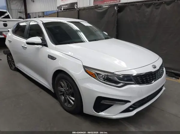 5XXGT4L39KG343958 2019 KIA OPTIMA - Image 1