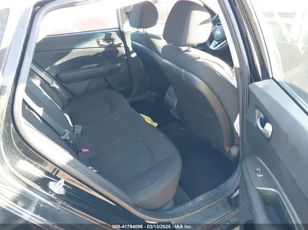 5XXGT4L39KG344401 2019 KIA OPTIMA - Image 8