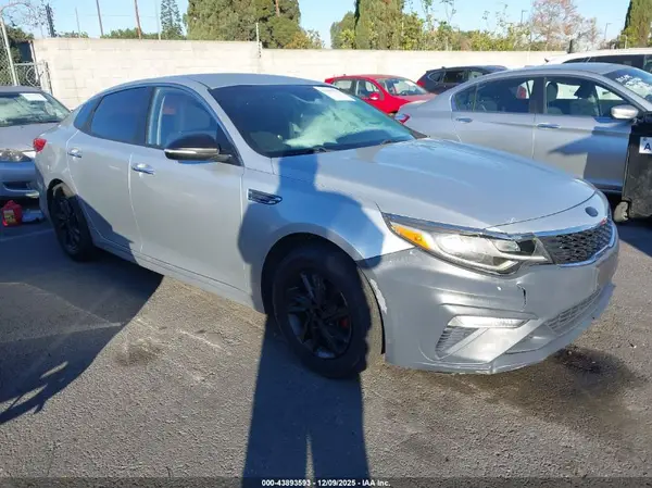 5XXGT4L39KG347654 2019 KIA OPTIMA - Image 1