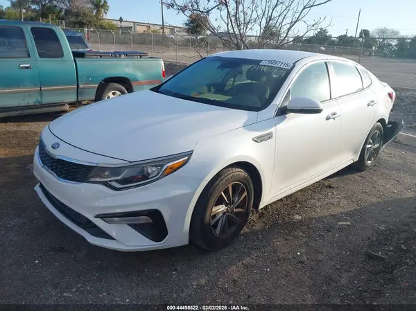 5XXGT4L39KG349047 2019 KIA OPTIMA - Image 2