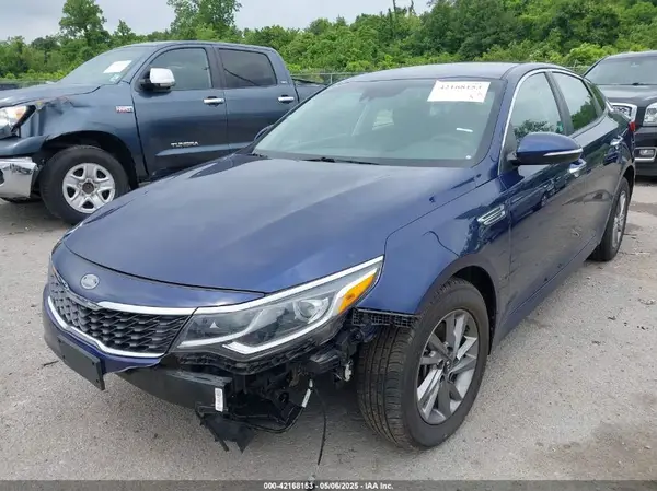 5XXGT4L39KG352319 2019 KIA OPTIMA - Image 2