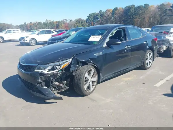 5XXGT4L39KG352448 2019 KIA OPTIMA - Image 2