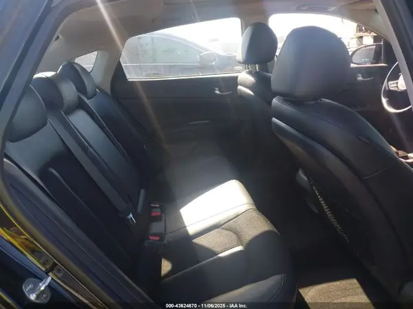 5XXGT4L39KG352448 2019 KIA OPTIMA - Image 8