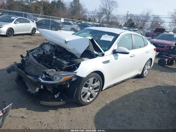 5XXGT4L39KG352997 2019 KIA OPTIMA - Image 2