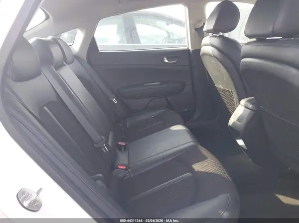 5XXGT4L39KG352997 2019 KIA OPTIMA - Image 8