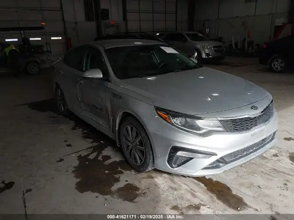 5XXGT4L39KG354118 2019 KIA OPTIMA - Image 1