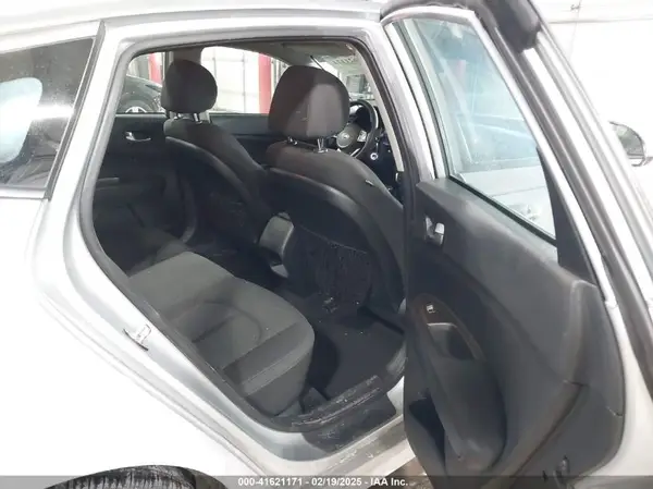 5XXGT4L39KG354118 2019 KIA OPTIMA - Image 8