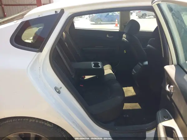 5XXGT4L39KG354457 2019 KIA OPTIMA - Image 8