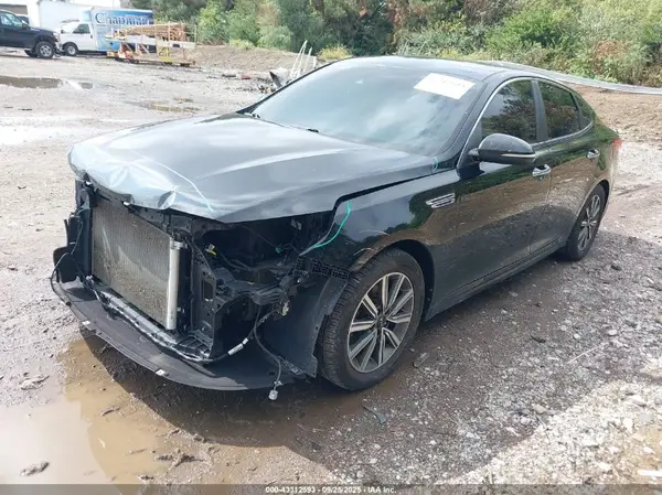 5XXGT4L39KG355995 2019 KIA OPTIMA - Image 2