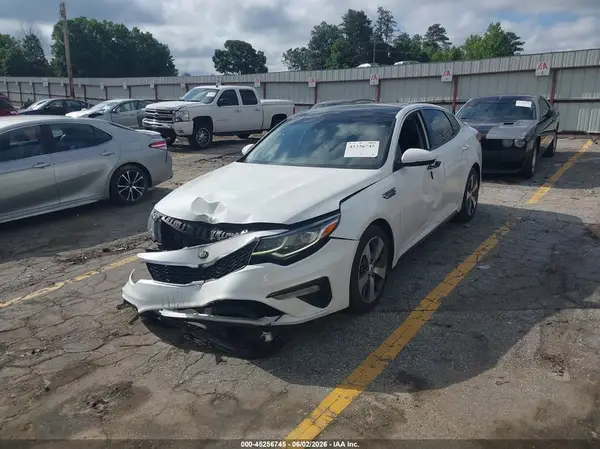 5XXGT4L39KG356354 2019 KIA OPTIMA - Image 2
