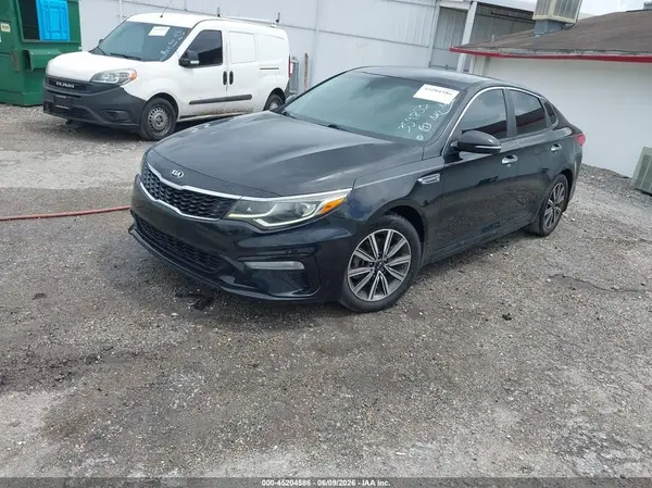 5XXGT4L39KG359853 2019 KIA OPTIMA - Image 2