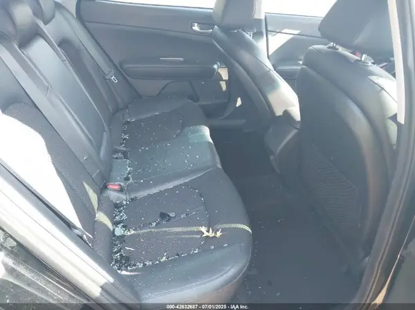 5XXGT4L39KG363238 2019 KIA OPTIMA - Image 8