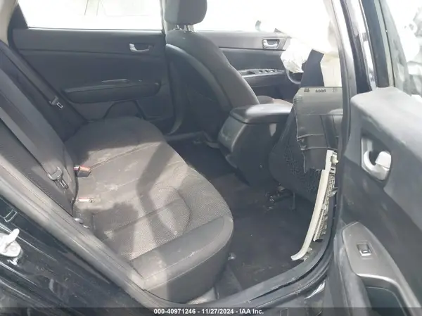 5XXGT4L39KG363952 2019 KIA OPTIMA - Image 8