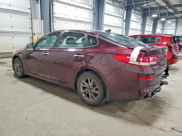 5XXGT4L39KG365782 2019 KIA OPTIMA - Image 2